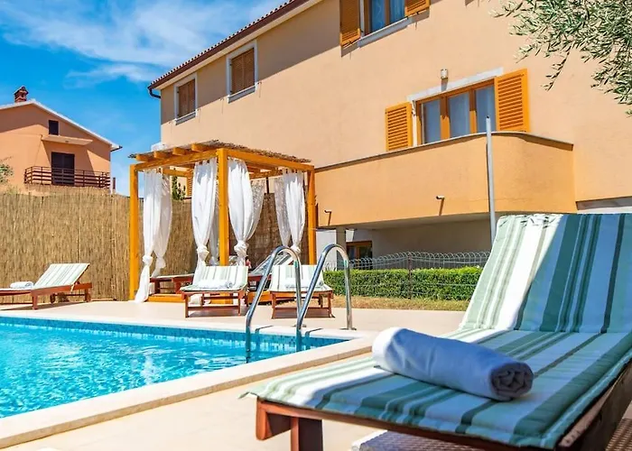 Villa L L Sikici By Istrialux Pula