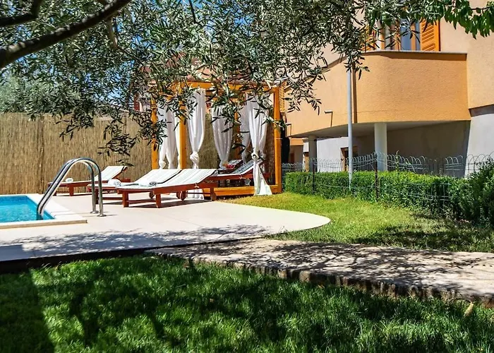 Villa L L Sikici By Istrialux