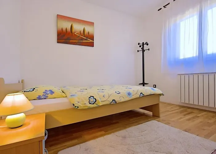 L L Sikici By Istrialux Pula