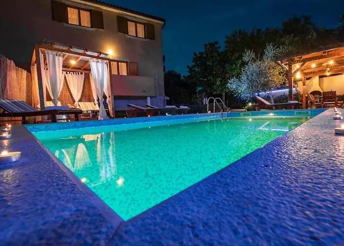 L L Sikici By Istrialux Villa